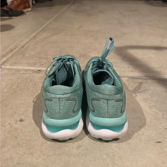 ASICS Gel Nimbus 24 - Picture 3 of 7